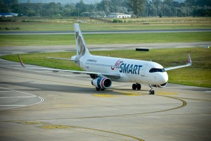 Conectividad a&eacute;rea y turismo: c&oacute;mo JetSMART impacta en la movilidad y las visitas a Uruguay