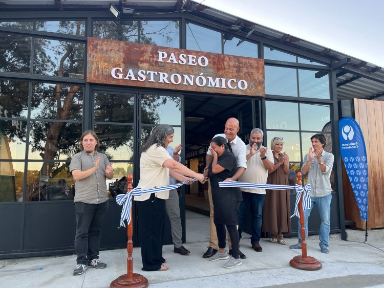 Reabre el Paseo Gastron&oacute;mico de Parque del Plata con una propuesta renovada en la rambla