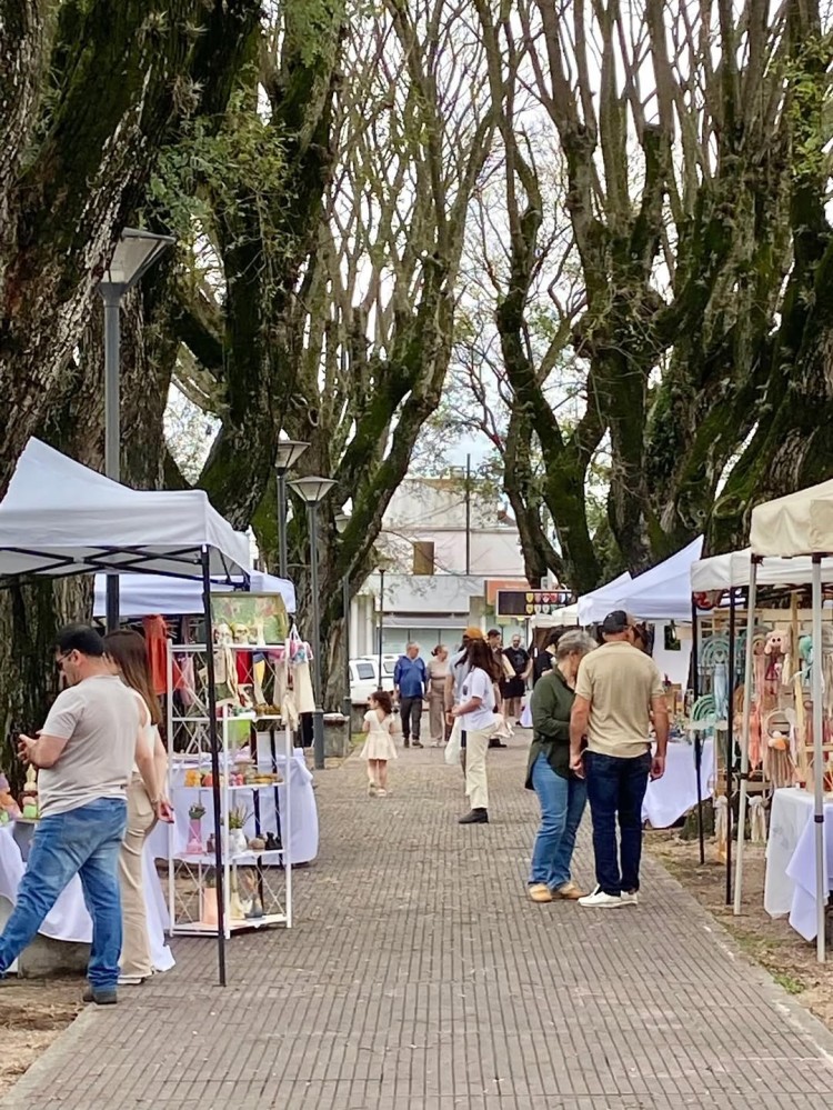 Nueva Helvecia celebr&oacute; el D&iacute;a del Patrimonio entre quesos, dulce de leche y tradici&oacute;n suiza