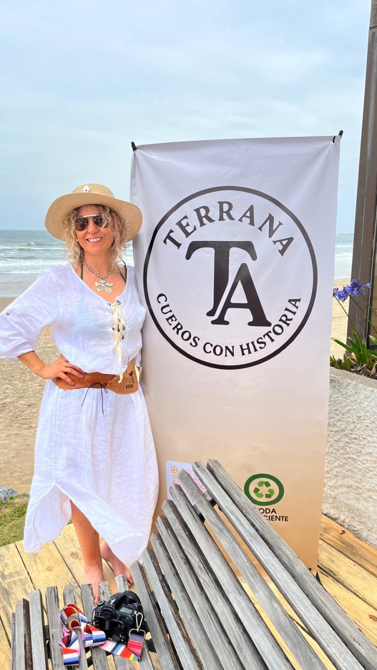 Moda consciente: vestimenta de cuero que representa el esp&iacute;ritu Terrana